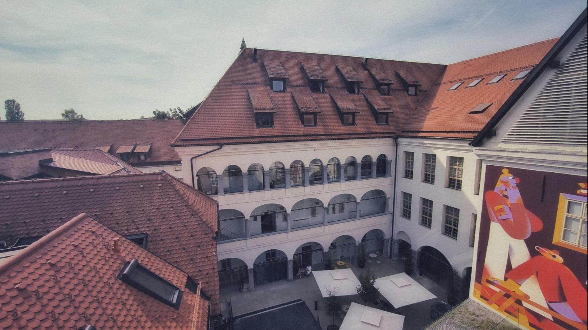Penthouse View In Town Daire Ljubljana Dış mekan fotoğraf
